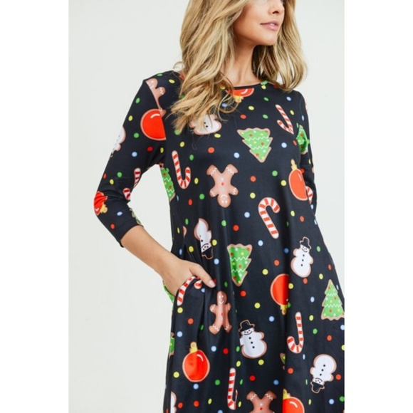 Women's 3/4 Length Sleeve Gingerbread Print Dress - Picture 7 of 9